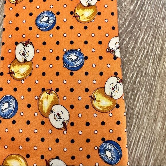 Sinsabang silk apple graphic tie - Picture 2 of 7